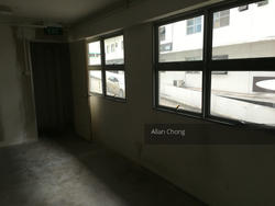 FIRST EAST CENTRE (D14), Factory #128512472